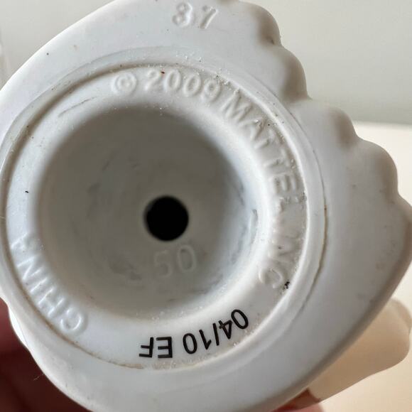 Fisher-Price Little People Mom Female figurine with Brown Dog 2009 - Picture 3 of 4